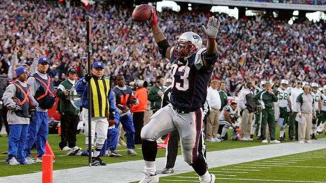 Sanchez Outduels Brady As Jets Beat Pats 28-14