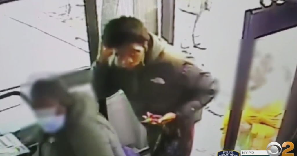 Shots Fired On MTA Bus In The Bronx - CBS New York