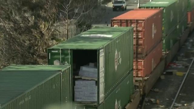 cbsn-fusion-thieves-raid-cargo-containers-in-los-angeles-amid-supply-chain-crisis-thumbnail-874545-640x360.jpg 