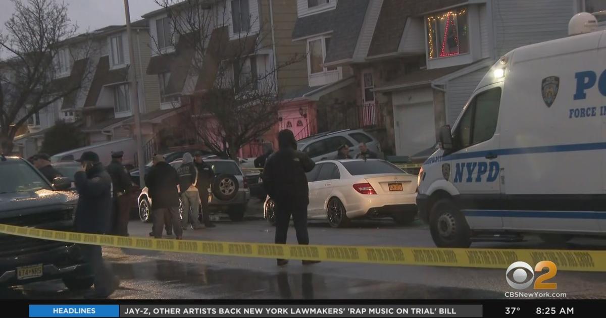 Nypd Narcotics Detective Wounded In Shooting On Staten Island Hailed As Hero For Protecting