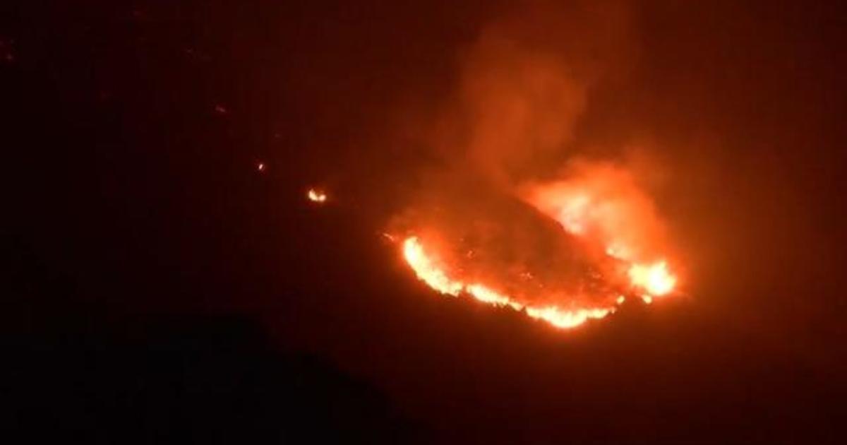 Colorado Fire burning near Big Sur in Northern California - CBS News