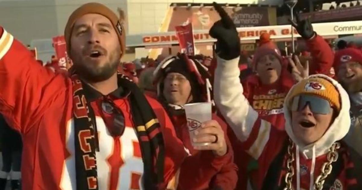 Kansas City Chiefs fans donate to Buffalo children's hospital