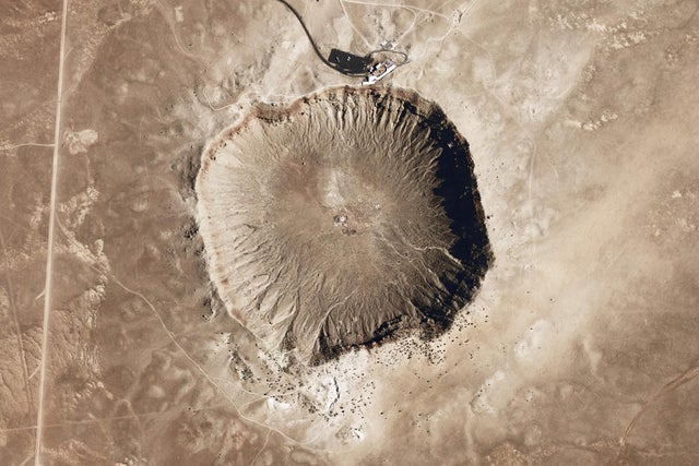 012822-meteor-crater.jpg 