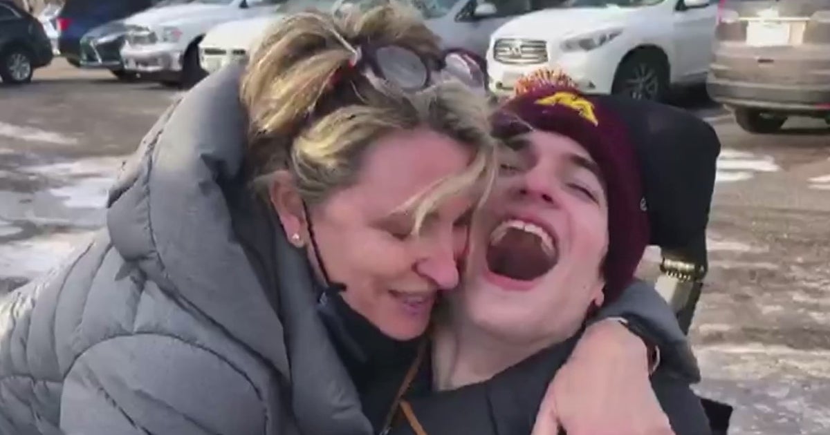 Parents Reunited With Students Following Fatal Shooting Outside ...