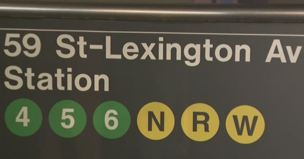 Woman Slashed During Argument On Manhattan Subway - CBS New York
