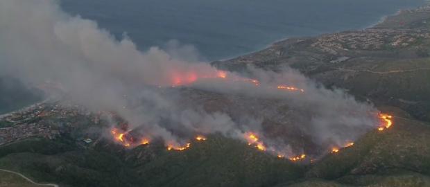 Brush Fire Sparks In Laguna Beach Amid Strong Santa Ana Winds 