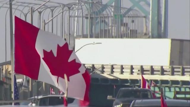 cbsn-fusion-canada-trucker-protests-border-could-spread-anti-vaccine-mandate-thumbnail-893521-640x360.jpg 