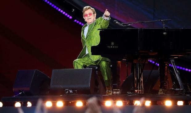 Elton John 1 