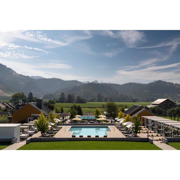 four-seasons-resort-napa-valley-view-overlooking-pools.jpg 