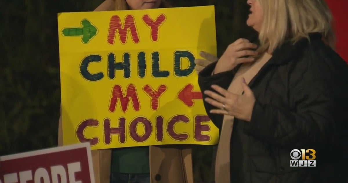 Howard County Residents Rally Against School Mask Mandate - CBS Baltimore