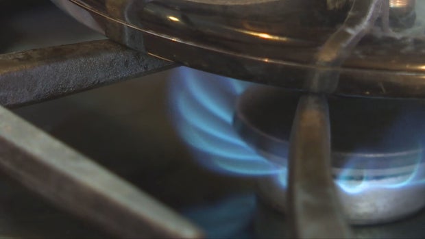 GAS STOVE DANGER 63PKG.transfer_frame_2173