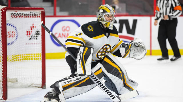 Jeremy-Swayman-Bruins-Ottawa-1.jpg 