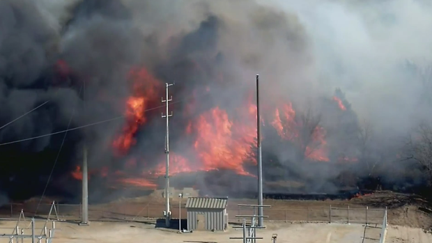 Grass fire in Kennedale 