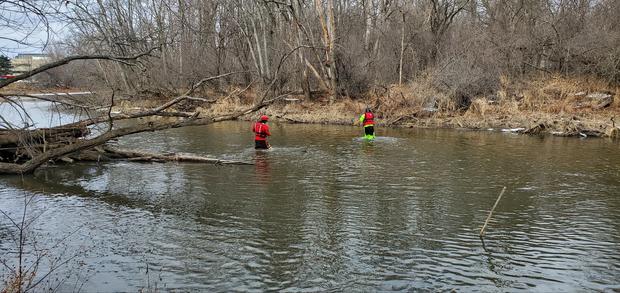 Libertyville Fire Swift Team Divers Search For Body Of Thomas Howe 
