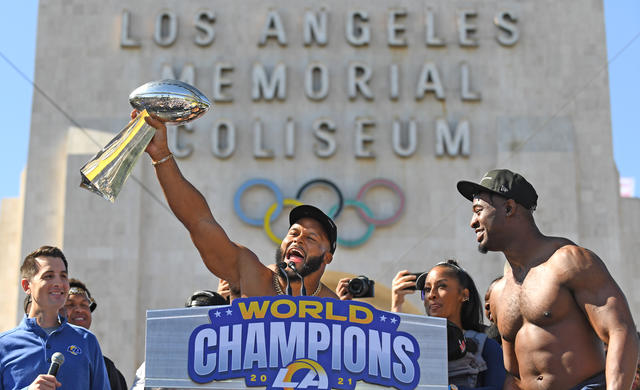 Rams Super Bowl parade: Victory celebration underway from Shrine Auditorium  to LA Coliseum - ABC7 Los Angeles