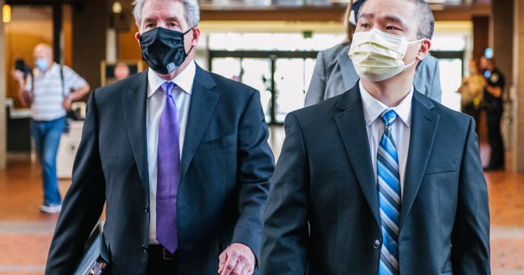 George Floyd killing: Tou Thao and J Alexander Kueng to begin federal
