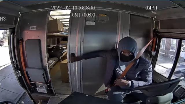 fedex-carjacking-2.jpg 