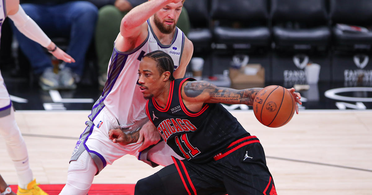 BULLS/SOX ACADEMY, CHICAGO BULLS HOSTS BALL HANDLING CAMP IN