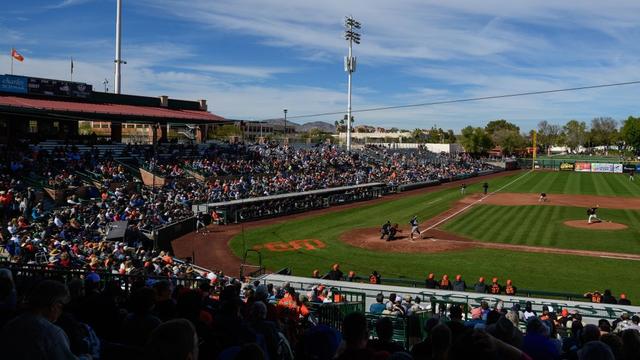 giants_spring_training_1134936984.jpg 