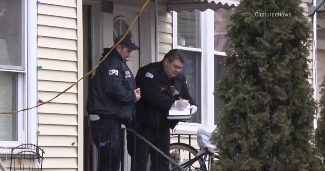 2 Dead, 1 Critically Wounded In Back Of The Yards Shooting - CBS Chicago