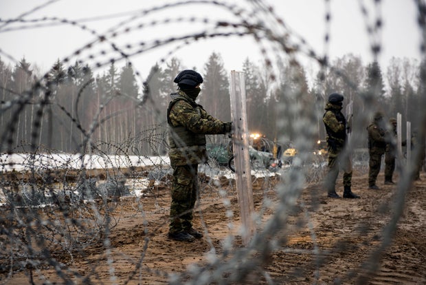 Poland to send 10,000 soldiers to Belarus border as tension rises amid Russia's war in Ukraine