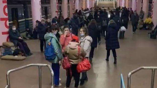 kharkiv-metro-shelter-feb22.jpg 