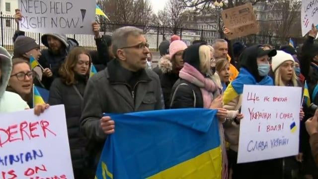 cbsn-fusion-ukrainian-americans-rally-against-russian-invasion-thumbnail-904651-640x360.jpg 