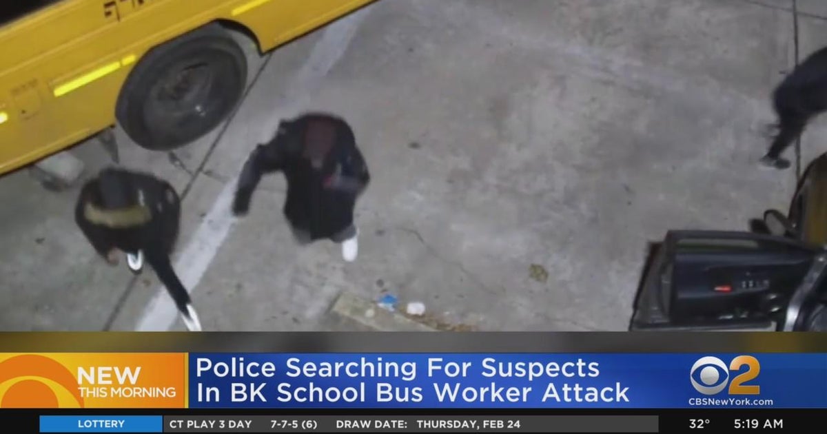 Suspects attack, rob school bus driver in Brooklyn - CBS New York