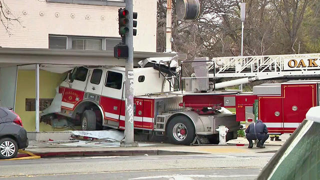 truck-into-bldg_oak.jpg 