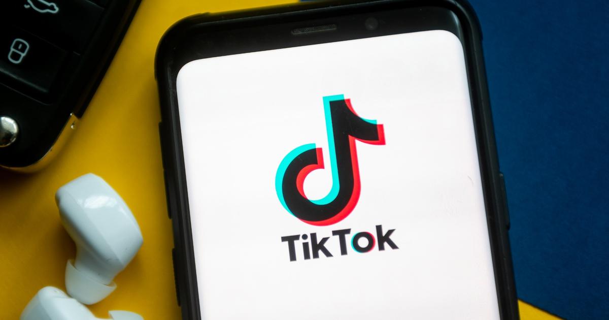 Google and Apple should remove TikTok from their app store, FCC commissioner says