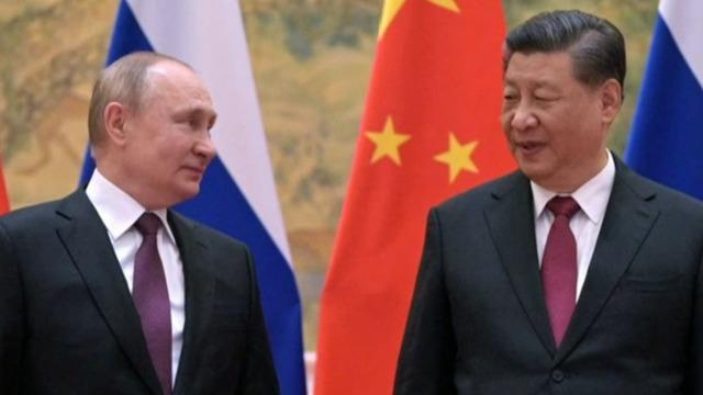 cbsn-fusion-moneywatch-china-and-russia-face-new-hurdles-thumbnail-912202-640x360.jpg 