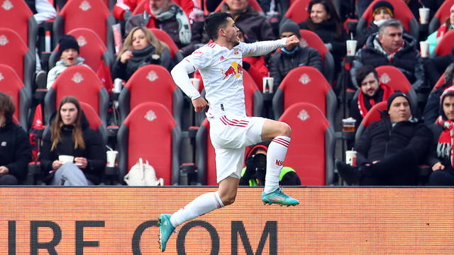 New York Red Bulls v Toronto FC 