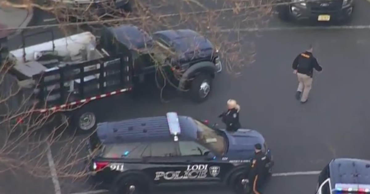 Man killed in driveby shooting in Lodi CBS New York