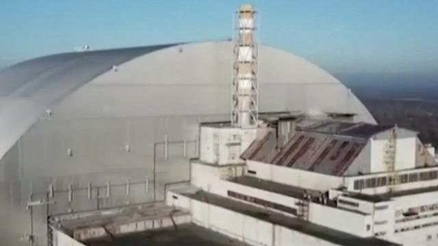 cbsn-fusion-ukraine-authorities-say-russian-missiles-hit-a-mariupol-hospital-and-power-was-cut-from-chernobyl-power-plant-thumbnail-917220-640x360.jpg 