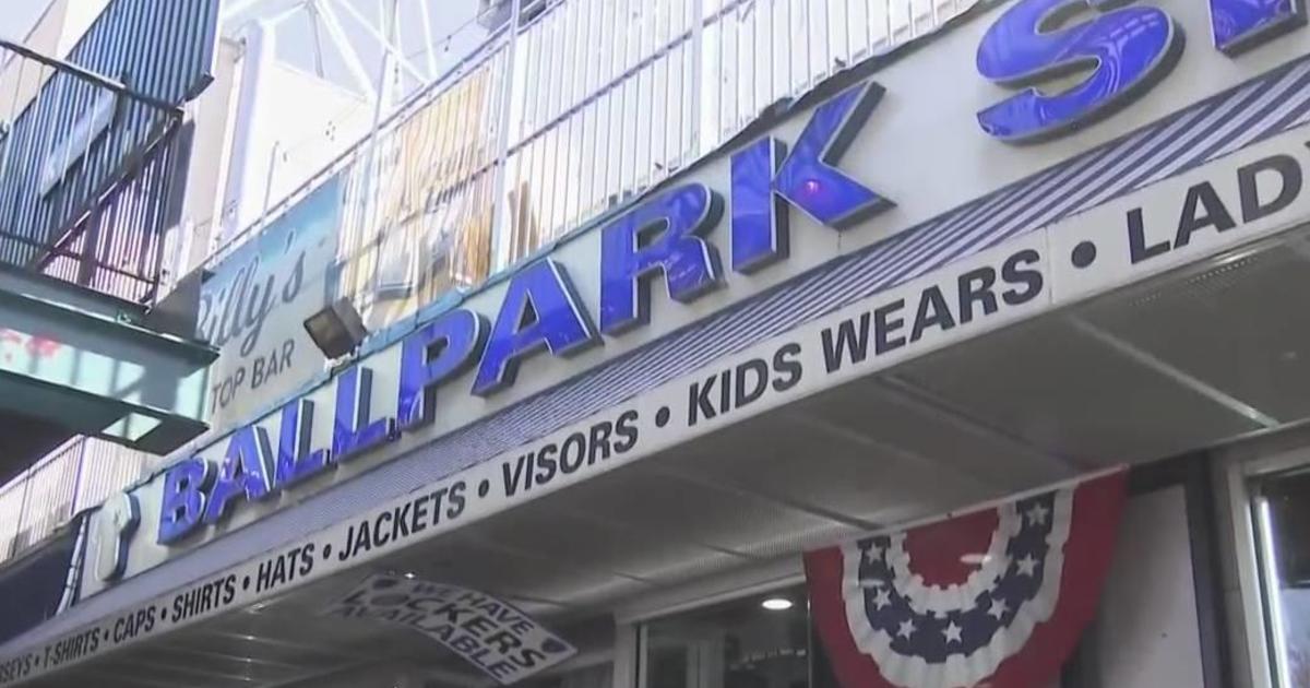 End of MLB lockout a major relief to bars and other businesses near Yankee  Stadium - CBS New York