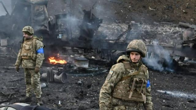 cbsn-fusion-russias-military-faces-ukrainian-resistance-thumbnail-918773-640x360.jpg 