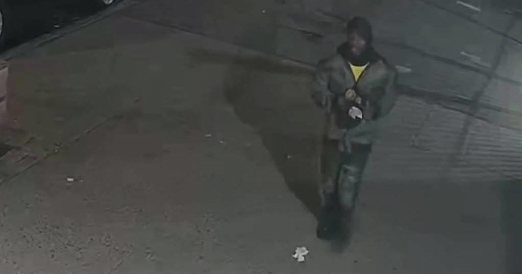 New video shows suspect Ezekiel Dunn, wanted after East Harlem McDonald