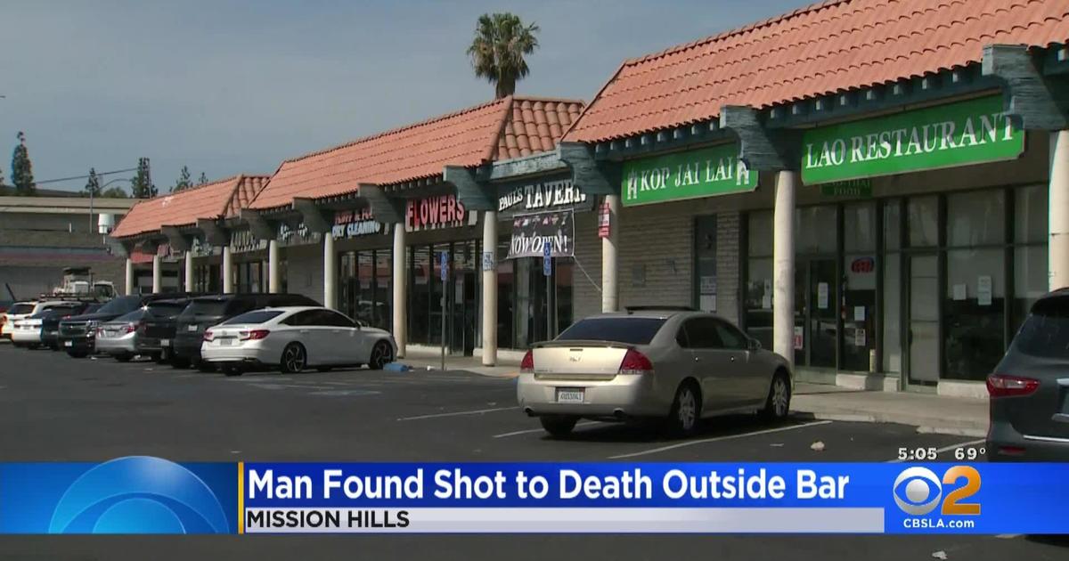 Man, 26, Fatally Shot In Front Of Bar In Mission Hills - CBS Los Angeles