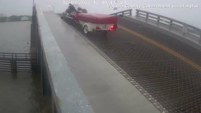 0317-motorcyclecrash-social-925526-640x360.jpg 