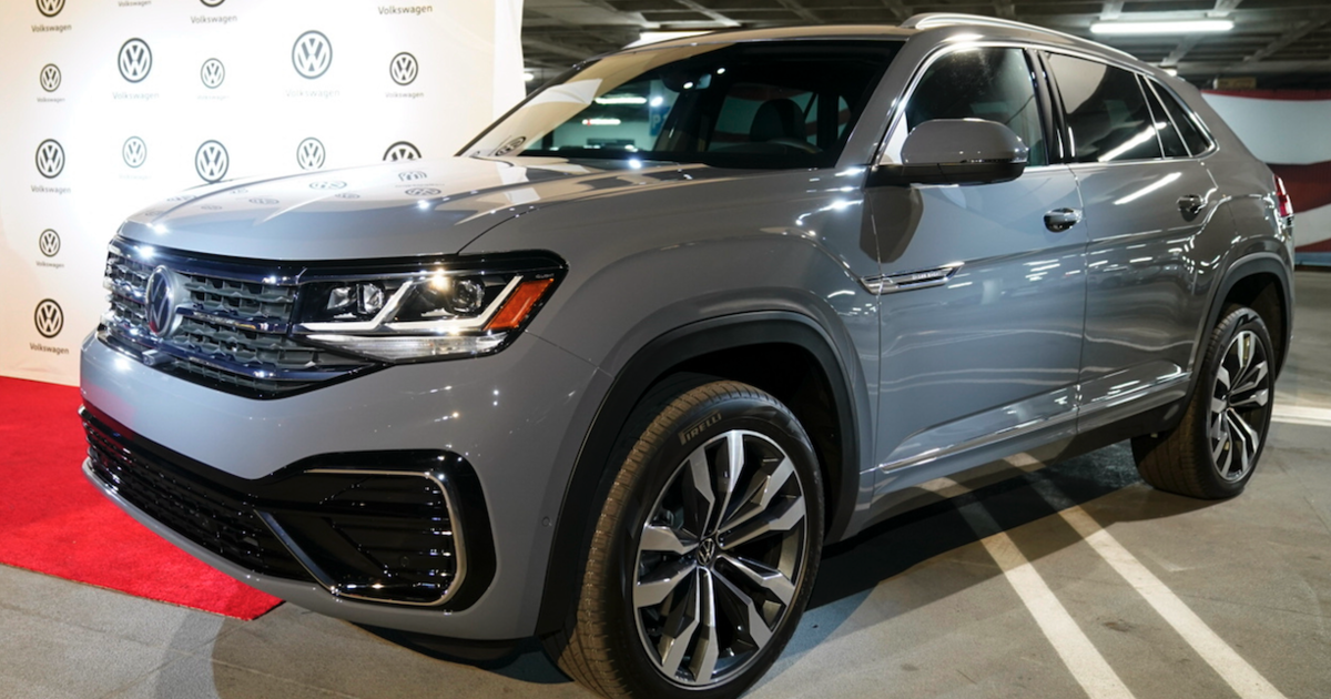 Volkswagen recalls 143,000 Atlas SUVs because front airbags may not deploy in crash 