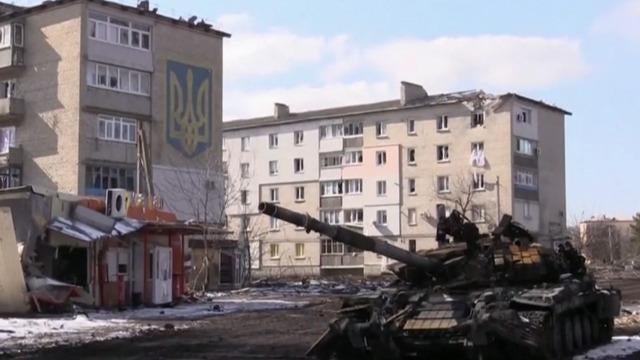 cbsn-fusion-russian-missiles-hit-lviv-in-western-ukraine-thumbnail-927447-640x360.jpg 