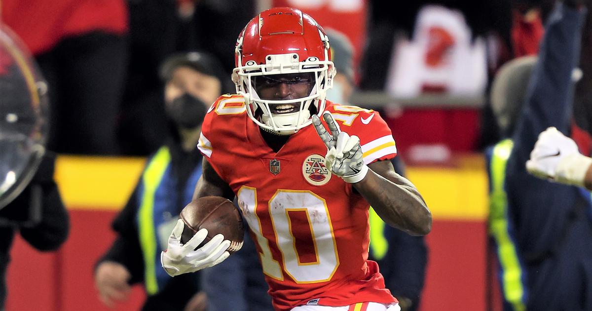 Dolphins acquire Tyreek Hill in trade with Chiefs - The Japan Times