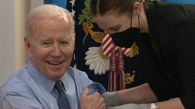 cbsn-fusion-biden-receives-second-booster-shot-thumbnail-942168-640x360.jpg 