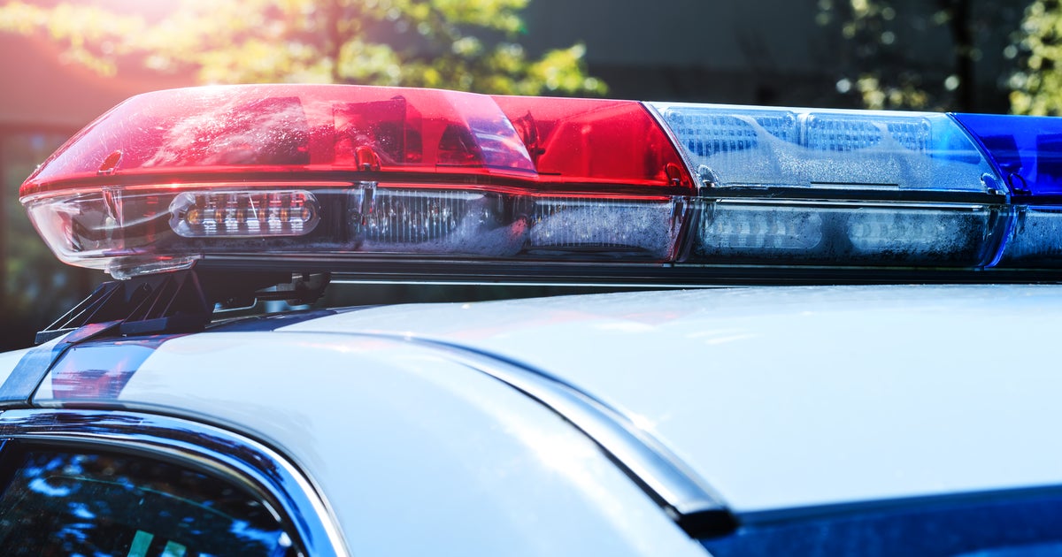 Detroit Police Arrest 3, Seize 12 Cars For Drag Racing - CBS Detroit
