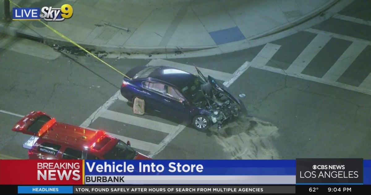 Vehicle crashes into Burbank storefront after twocar crash CBS Los