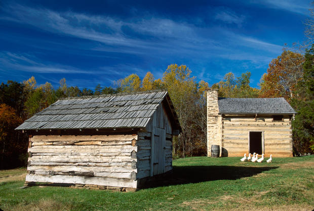 Booker T. Washington National Monument, smokehouse dining cabin, Moneta, Virginia. 