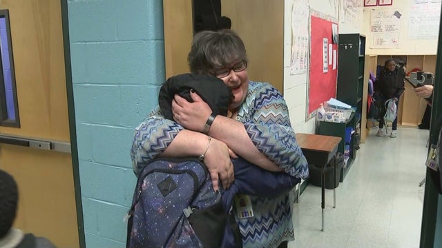 16PKG_SS_NJ-KIDS-SAVE-TEACHERS-LIFE.transfer_frame_70.jpg 