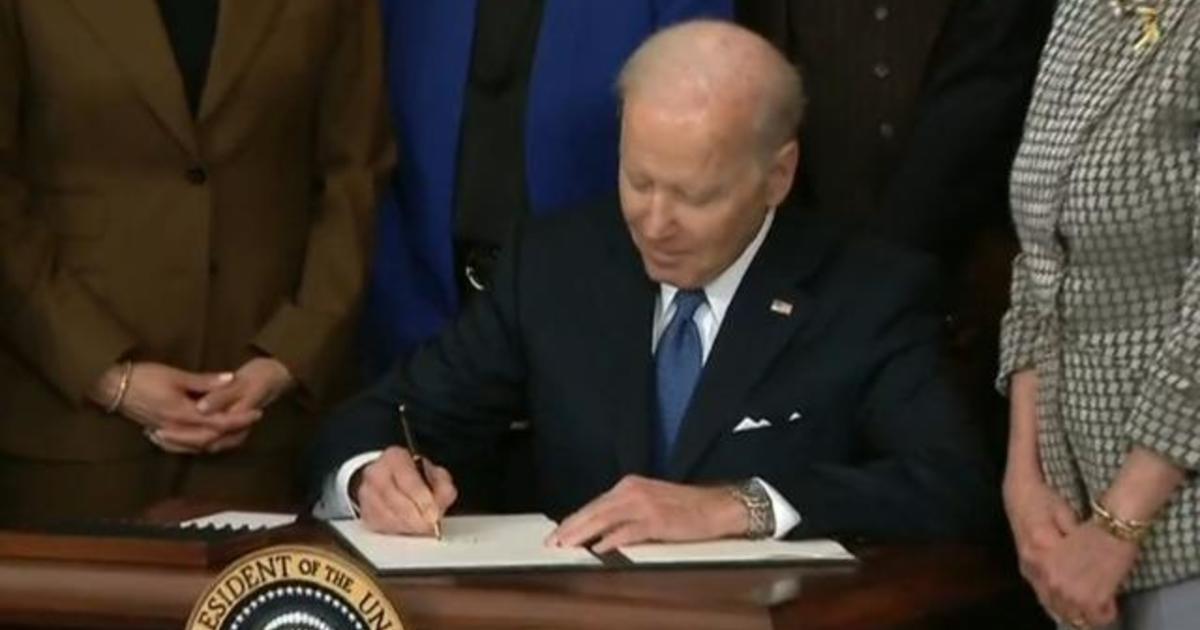 biden-to-extend-freeze-on-student-loan-payments-cbs-news