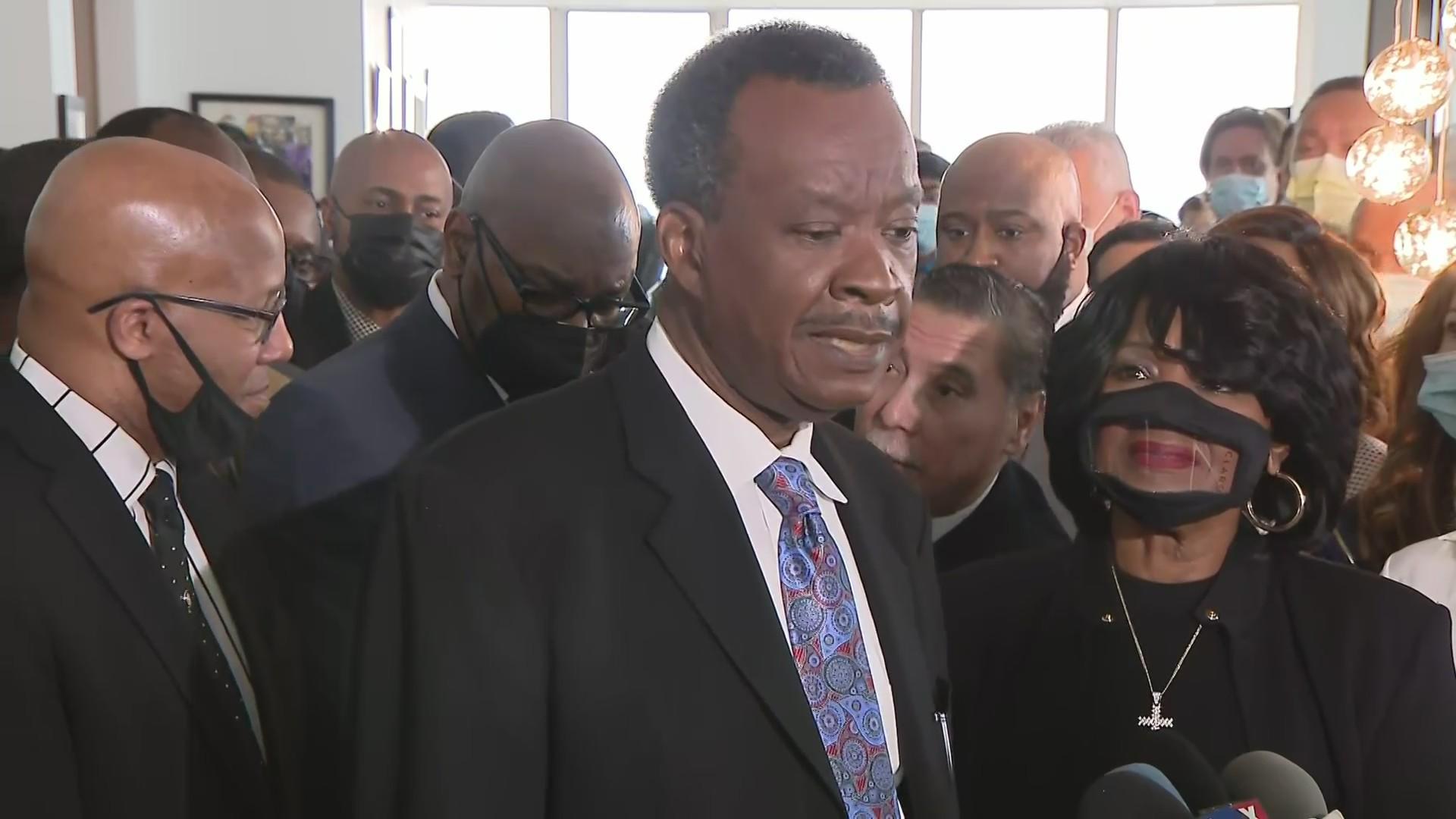 2023 Chicago election: Willie Wilson calls 2019 endorsement of mayor 'a  helluva mistake' - Chicago Sun-Times