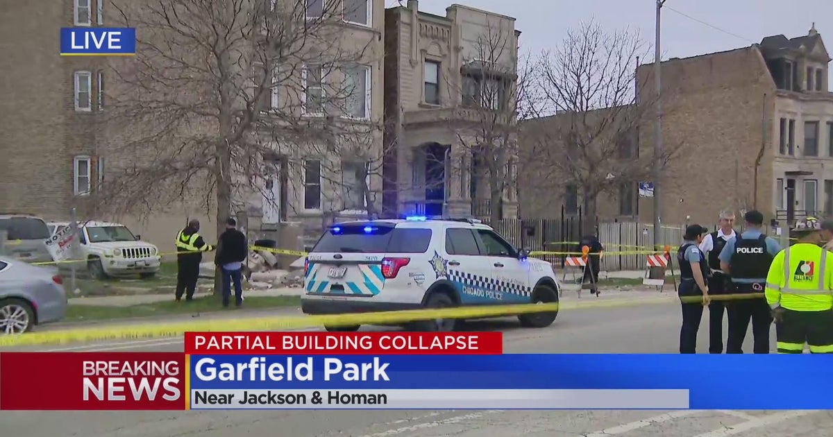 One man dead, two injured when part of building collapses on West Side ...